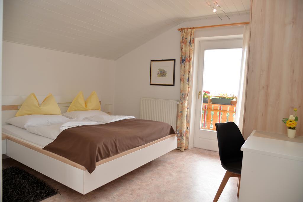 Garni Sonnegg Bed & Breakfast Petersberg Exterior photo