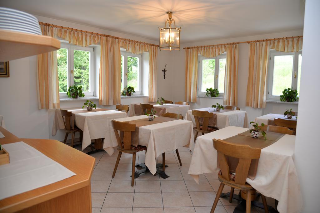 Garni Sonnegg Bed & Breakfast Petersberg Exterior photo